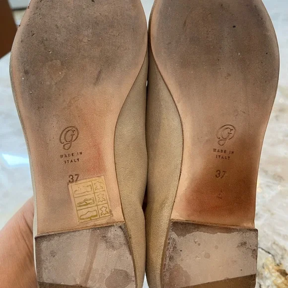 M. Gemi Italian Suede Flats.  Size 37.  Good Condition. - Picture 4 of 6